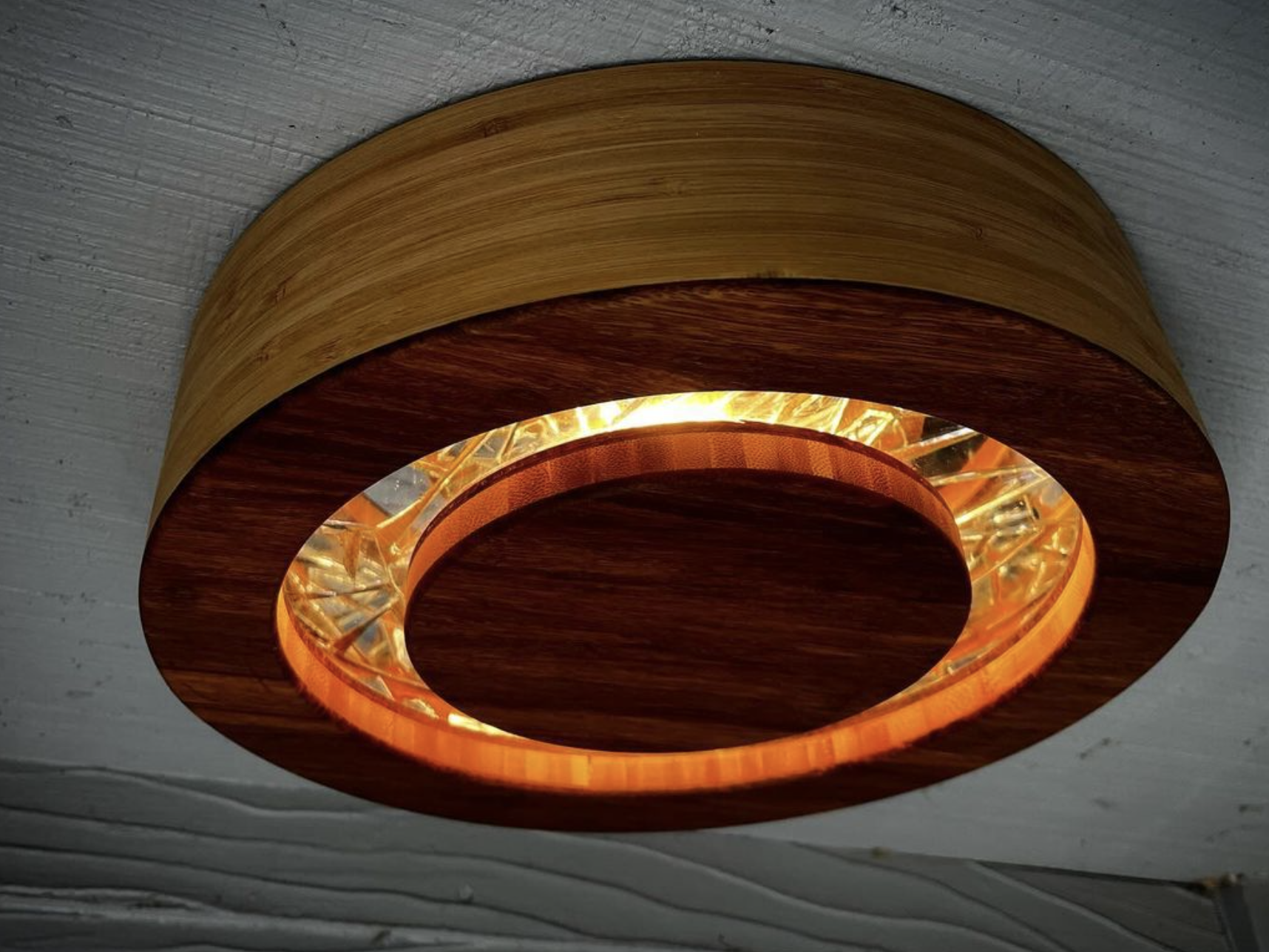 Entry light fixture